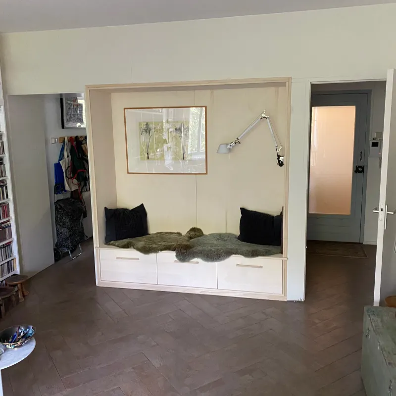 Detail shot 2 of Inbouw Bank