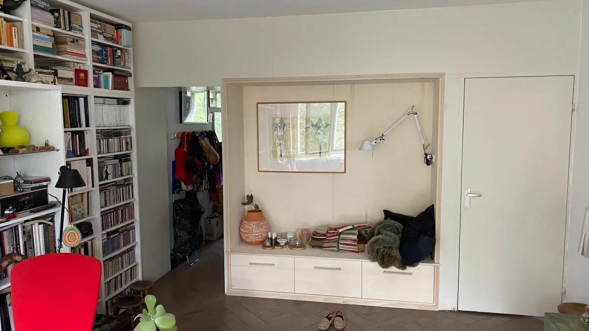 View 4 of Inbouw Bank